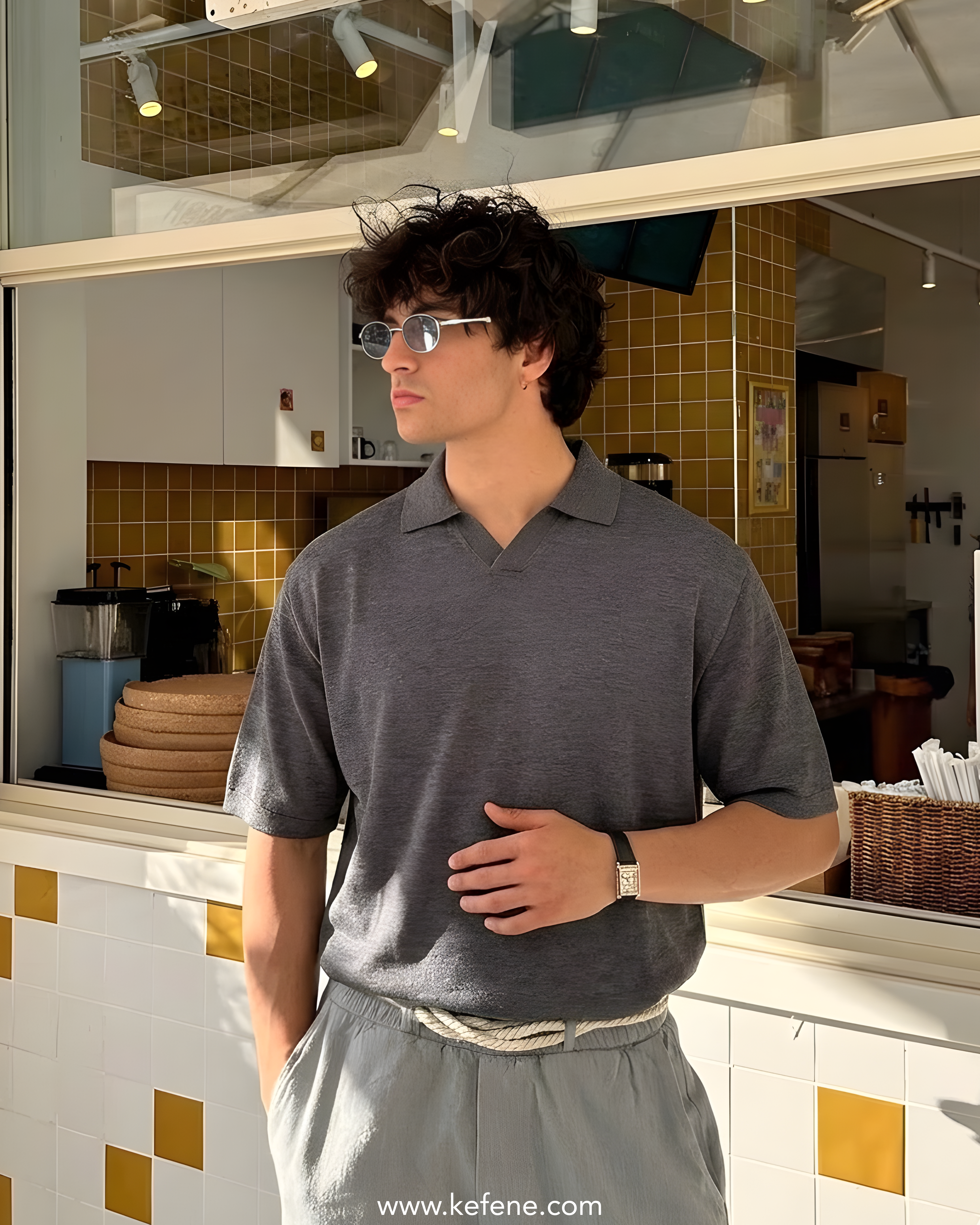 The Palm Royals - Midnight Gray